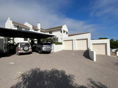 House For Sale in Brandhuis, St Helena Bay